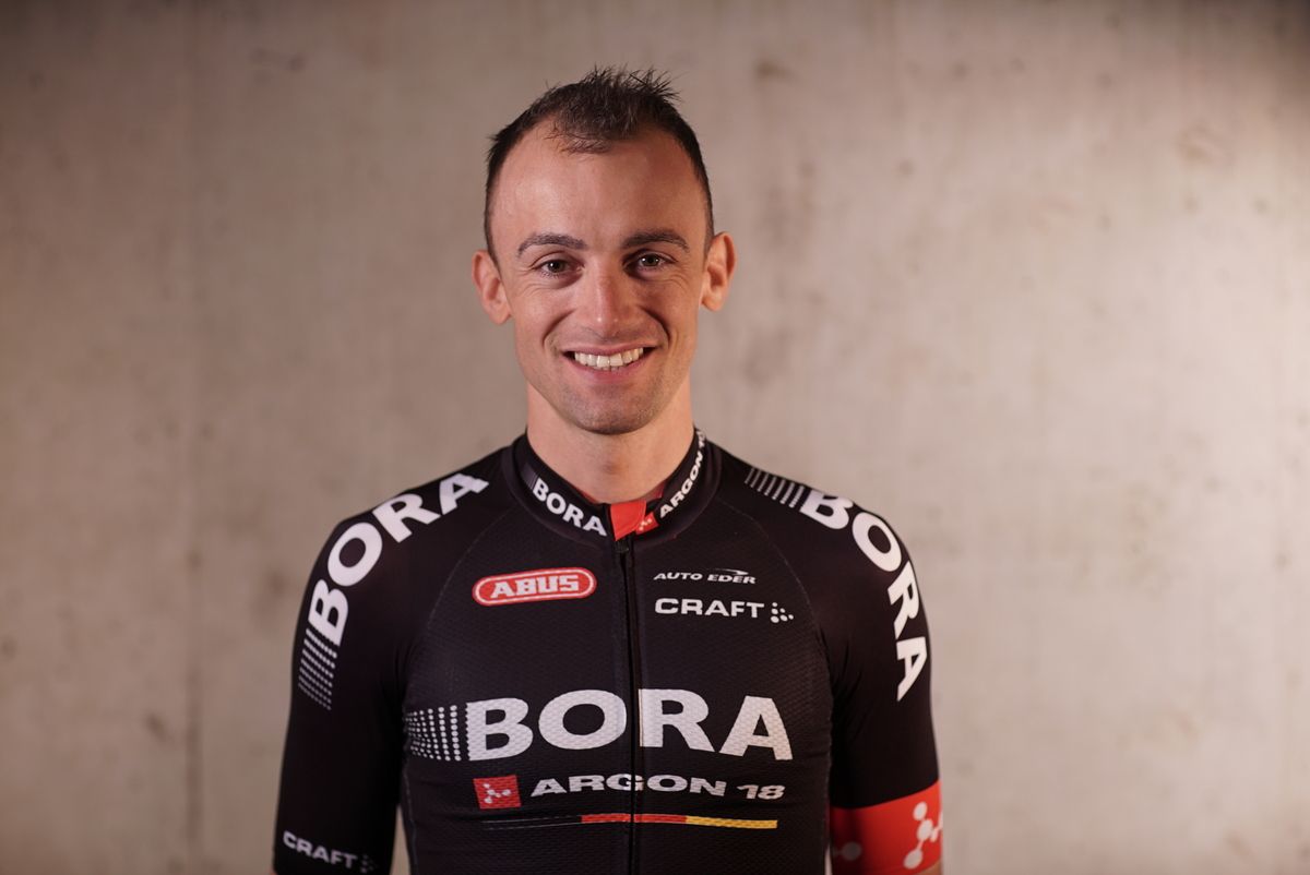 Andreas Schillinger models the 2016 Bora-Argon 18 kit