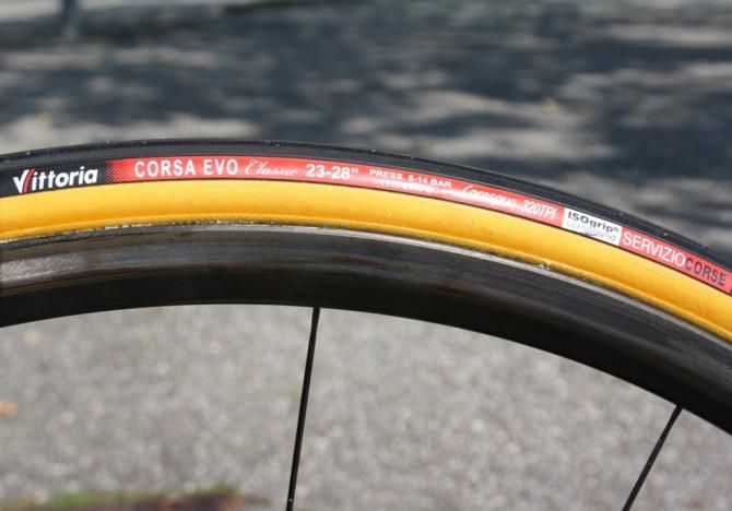 Vittoria Corsa Evo SC cotton tubulars are fitted to the Dura-Ace wheels