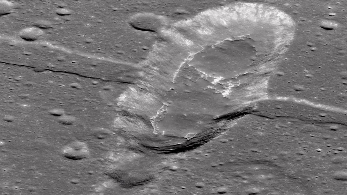 Photo of Des échantillons de missions lunaires chinoises renversent les théories sur les volcans lunaires
