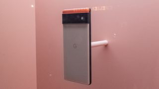 Google Pixel 6-mobilen visas upp