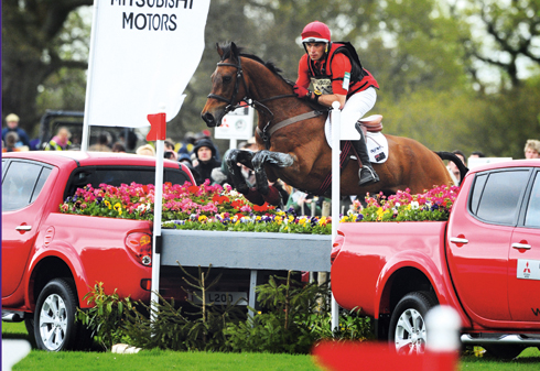 Paul Tapner and Inonothing on their way to winning Badminton Horse Trials 2010