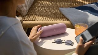 Beats Pill in Blush Pink