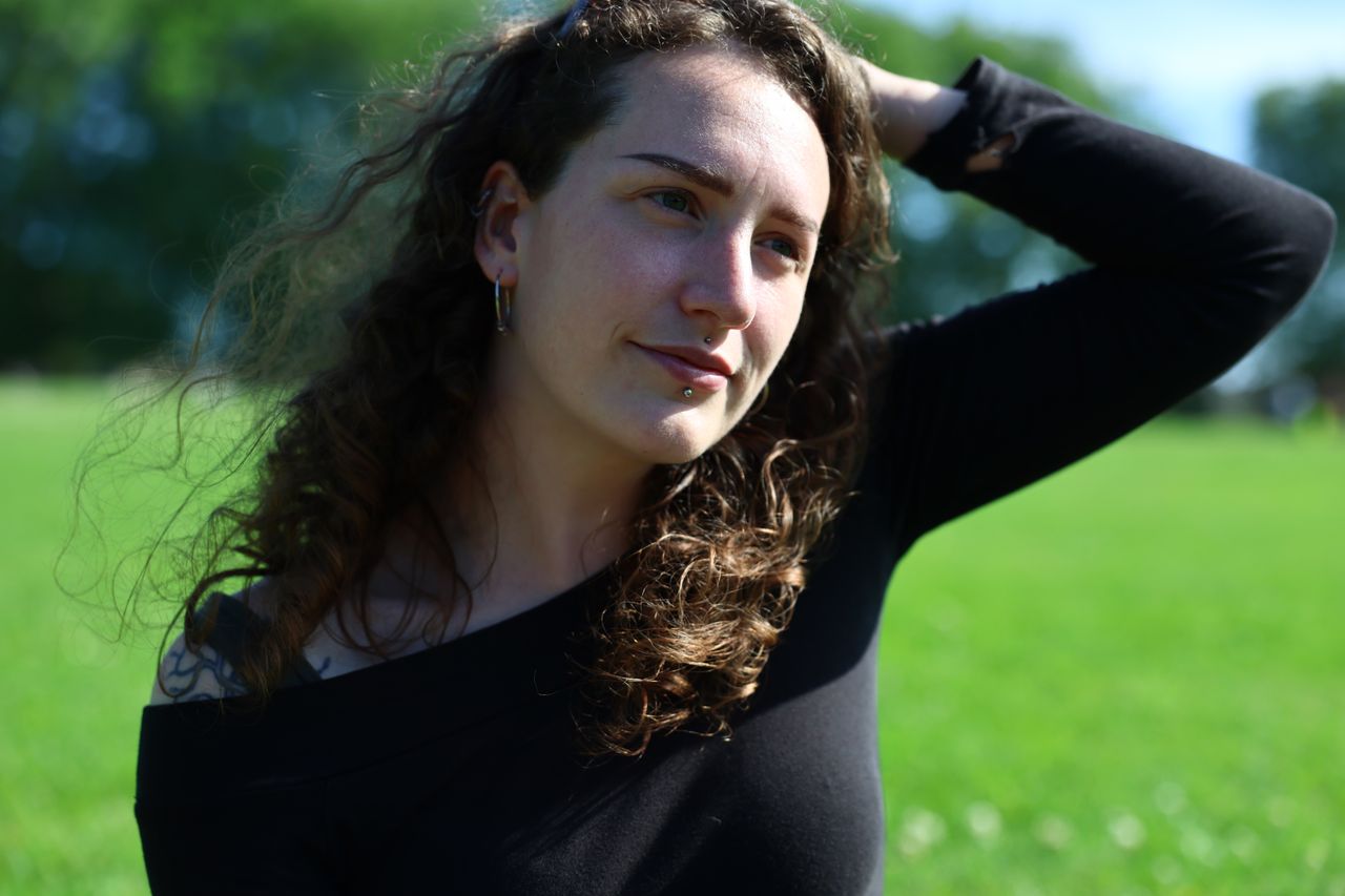 A portrait of a woman taken on a Canon EOS R6 Mark III