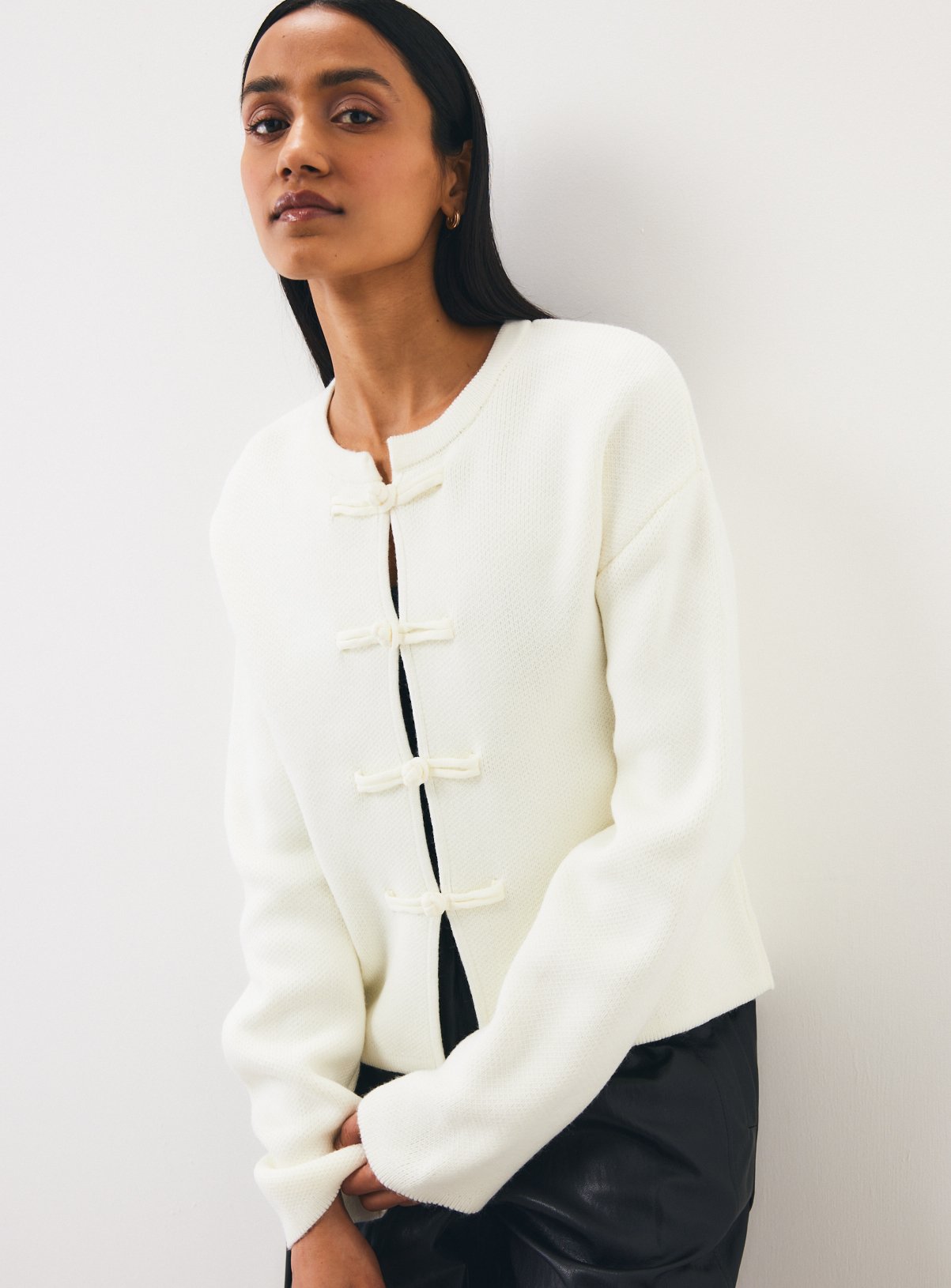 Cream Frogging Trim Knitted Jacket M