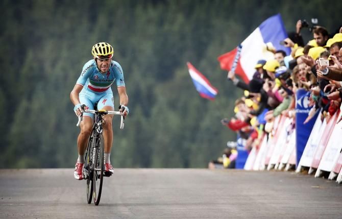 Vincenzo Nibali (Astana Pro Team) heads for the stage win