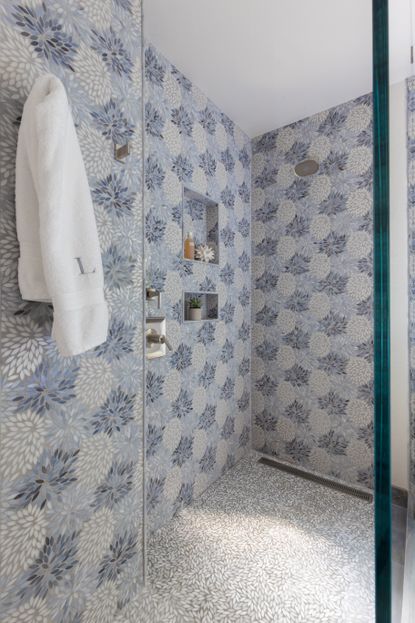 13 shower floor tile ideas for colour, layout and design | Livingetc