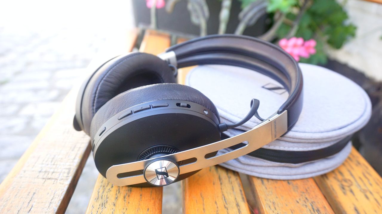 Wireless headphones