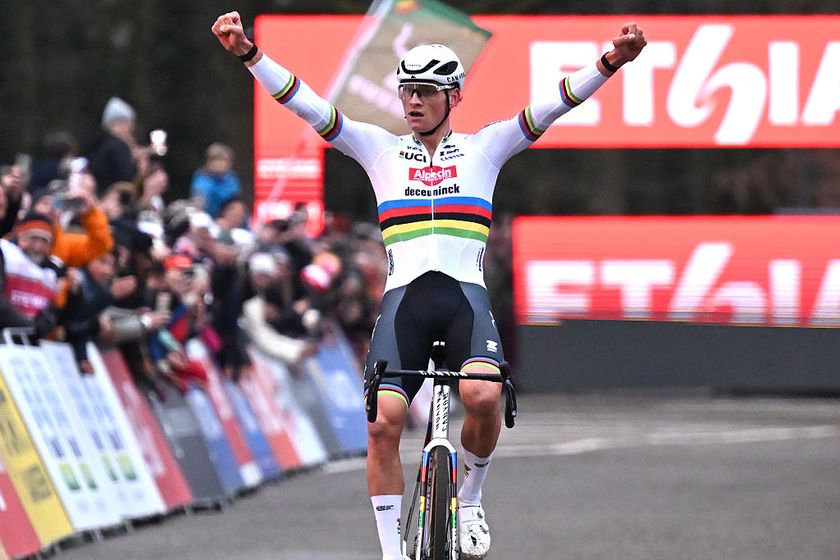 ANTWERPEN, BELGIUM - DECEMBER 20: Mathieu Van Der Poel of Netherlands and Team Alpecin-Deceuninck celebrates at finish line as race winner during the 19th UCI Cyclo-Cross World Cup Antwerpen 2025 - Men&amp;apos;s Elite on December 20, 2025 in Antwerpen, Belgium. (Photo by Luc Claessen/Getty Images)