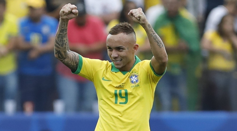 Everton Soares