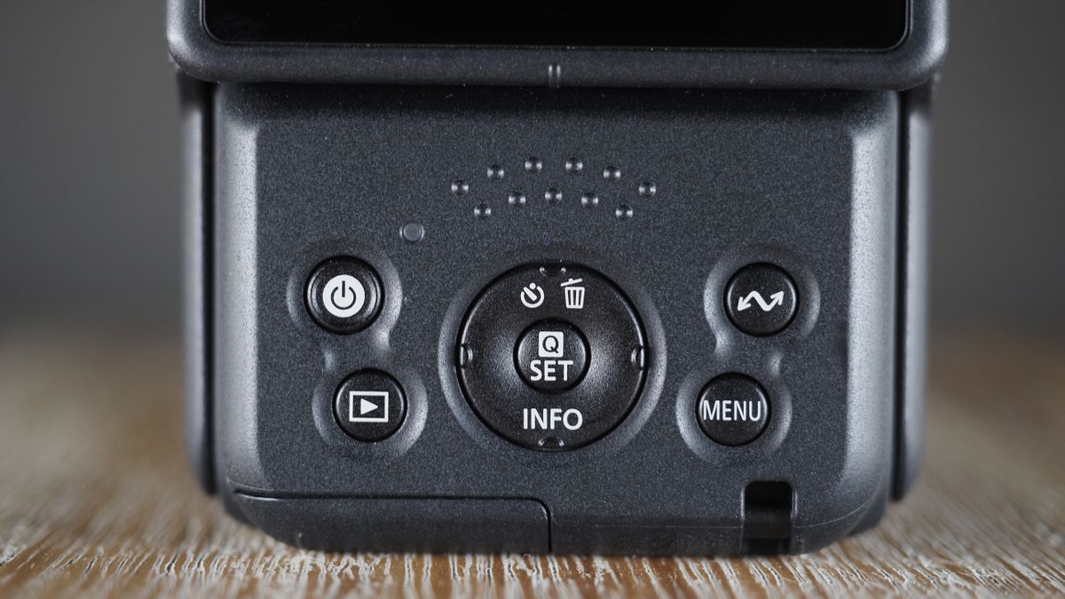 Canon PowerShot V10