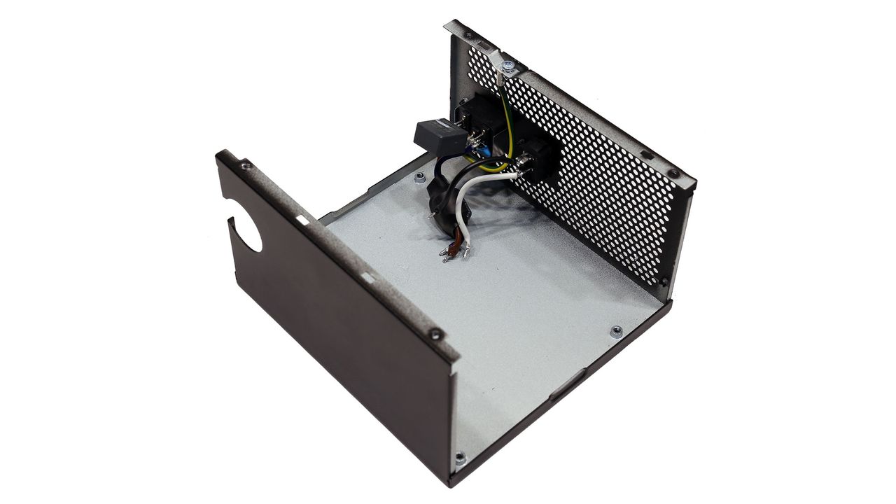 XPG Pylon 550W