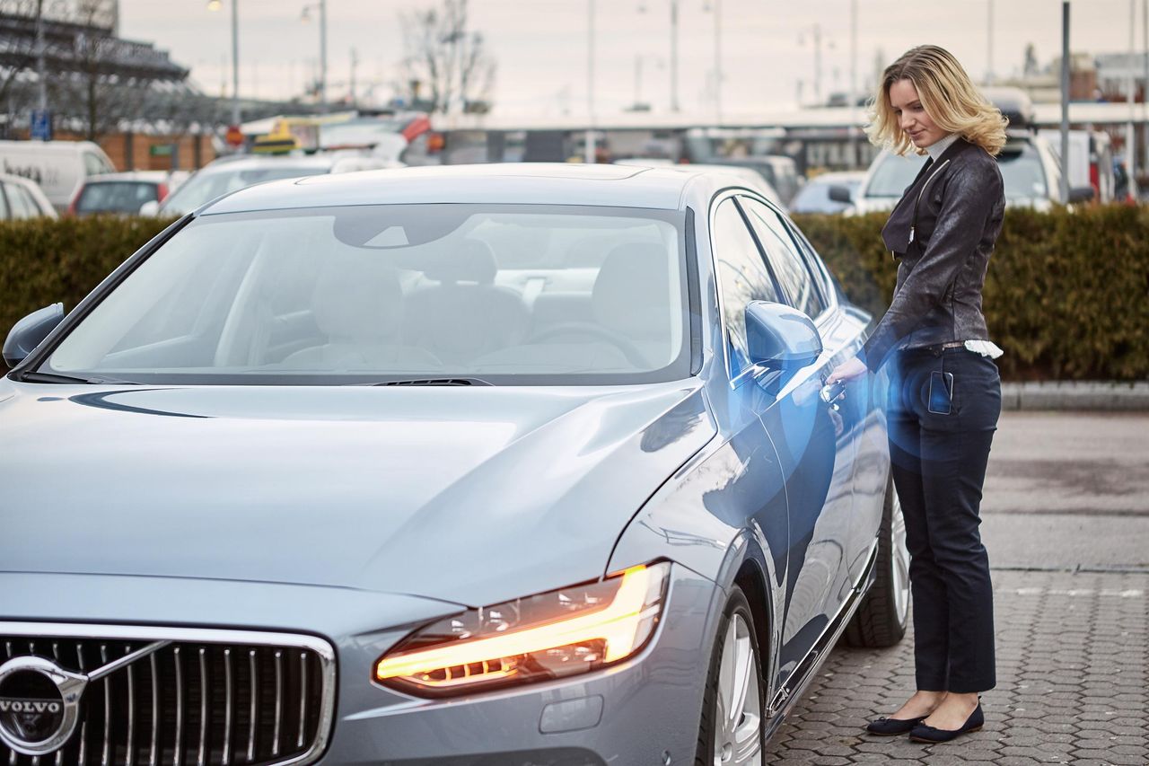 175637_volvo_cars_digital_key.jpg