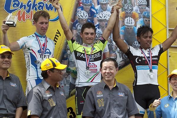 Stage two podium (l-r): Boris Shpilevsky (2nd,Tabriz Petrochemical), Andrea Guardini (1st,Farnese Vini/Neri Sottoli) and Anuar Manan (3rd,Terengannu ProAsia Cycling).