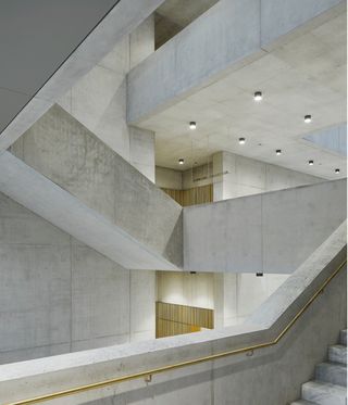 Stone staircase at Kunsthaus Zürich extension