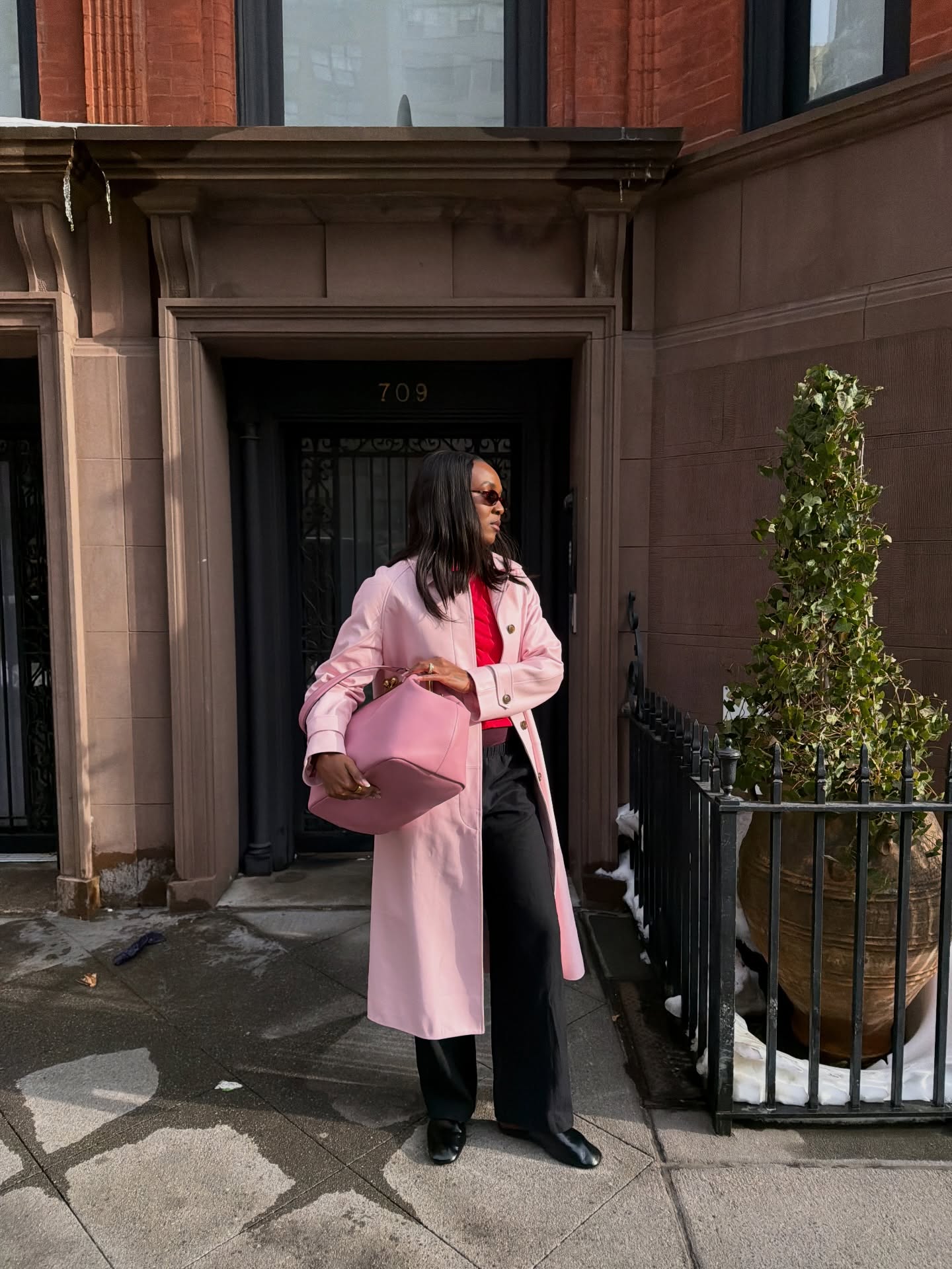 spring baby shower outfit ideas