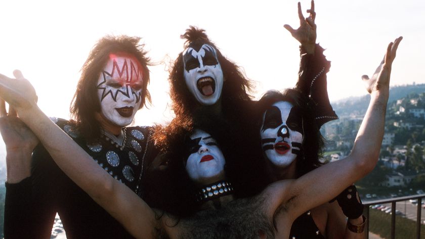 Kiss in 1975
