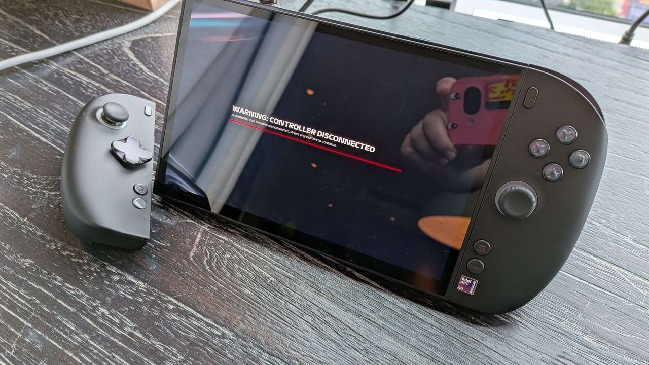 OneXPlayer 3 gaming handheld