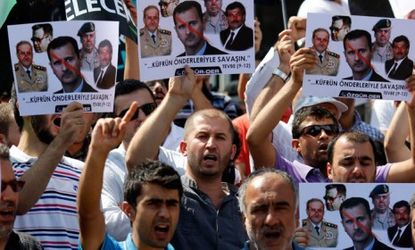 Demonstrators in Istanbul protest against Syrian President Bashar al-Assad