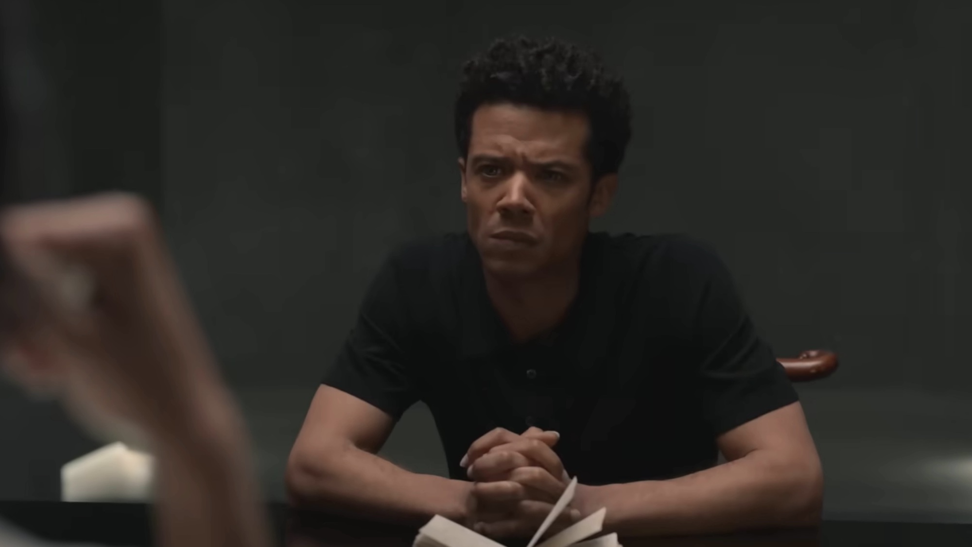 Louis being interviewed by Daniel in Season 2.