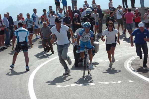 Domenico Pozzovivo (Colnago-CSF Inox) was a dominant winner.