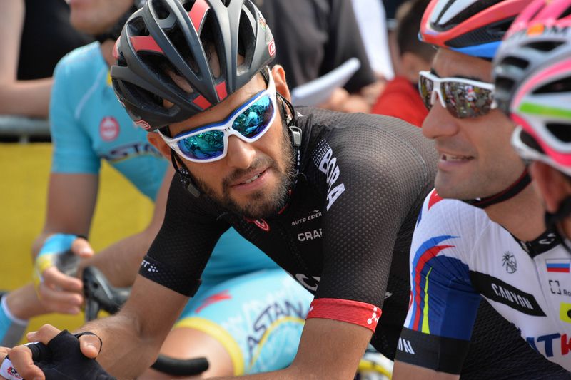 Start line chat time