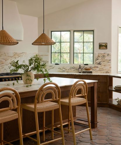 10 kitchen lighting trends that will shine bright in 2024 | Homes & Gardens