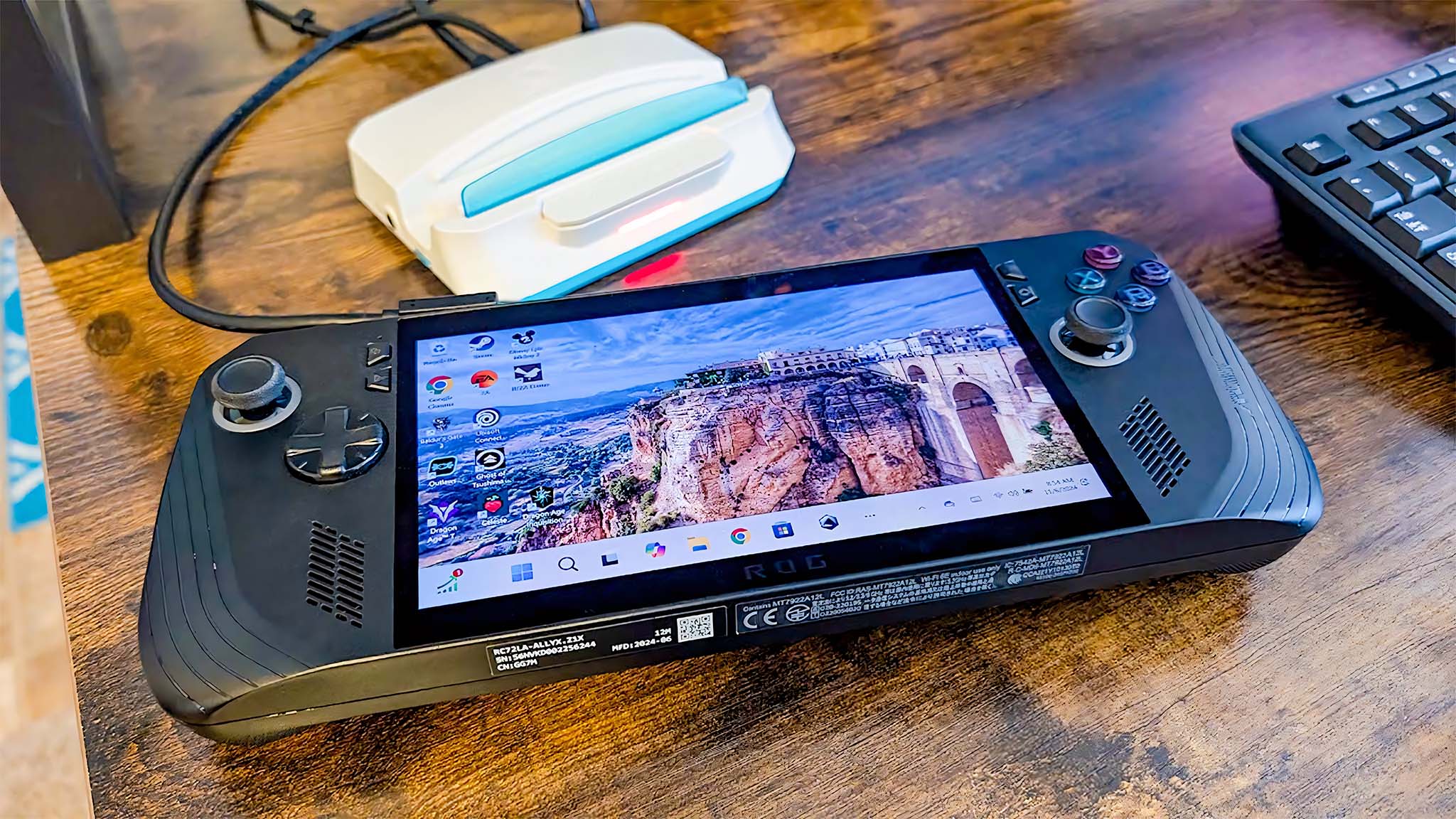 This 4K gaming handheld docking station offers one-click recording without a computer — yes, really.