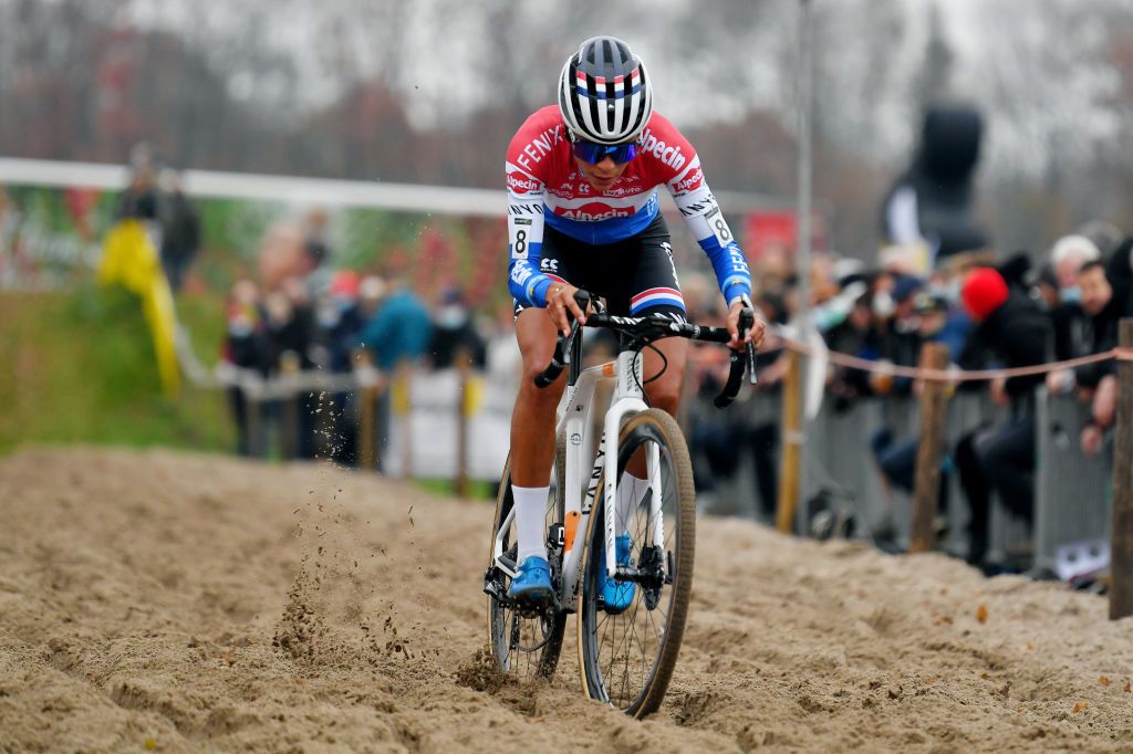 RIJKEVORSEL BELGIUM NOVEMBER 20 Ceylin Del Carmen Alvarado of The Netherlands and Team AlpecinFenix competes during the 10th Superprestige Merksplas 2021 Womens Elite Superprestige2022 SPMerksplas on November 20 2021 in Rijkevorsel Belgium Photo by Luc ClaessenGetty Images