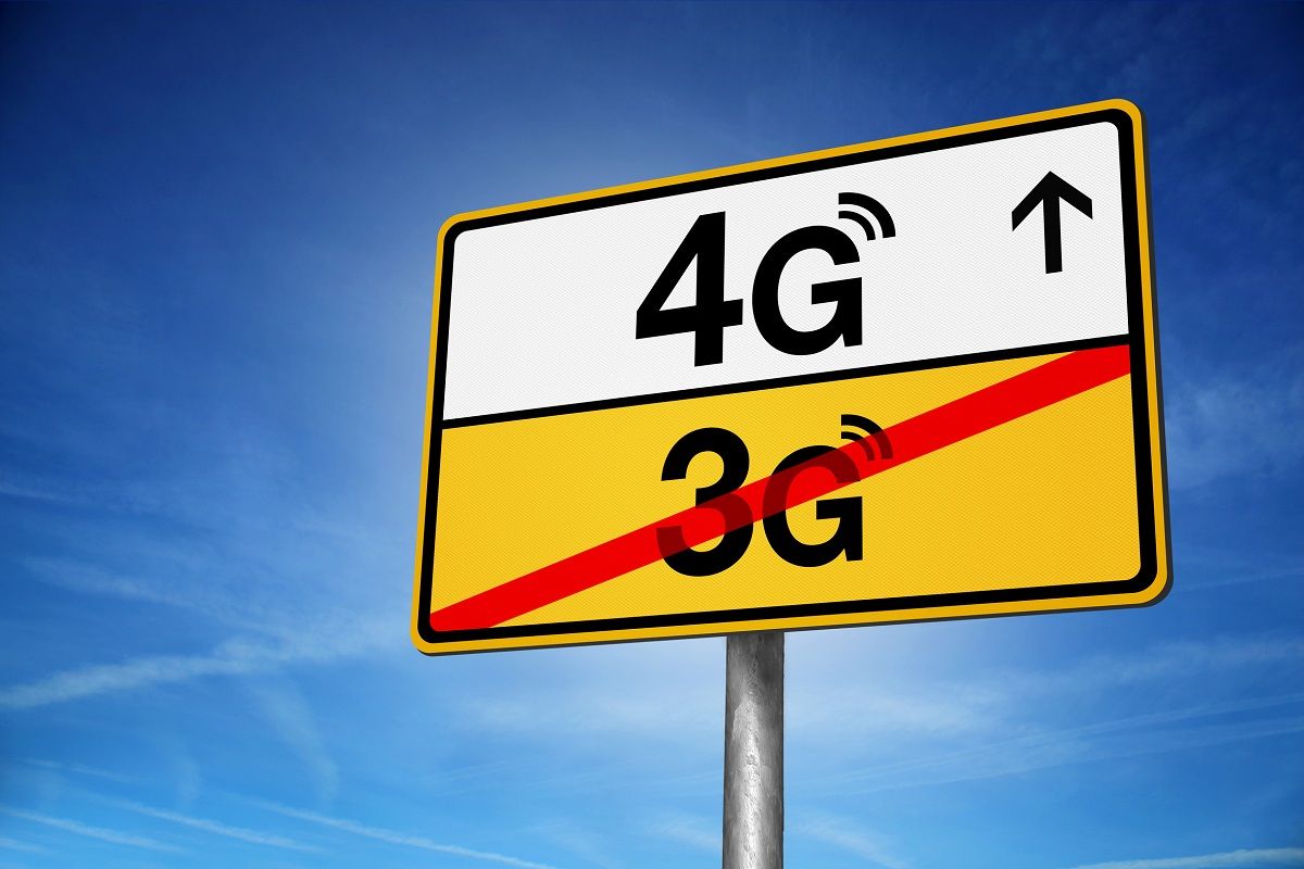 4G road sign