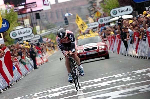 Cadel Evans (Predictor-Lotto) rode a great time trial.