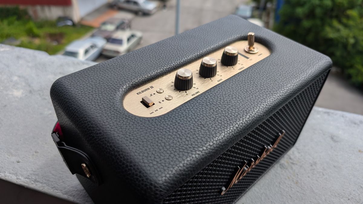 Marshall Kilburn III Bluetooth speaker