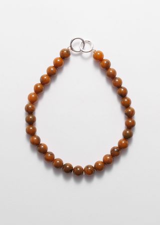 Short necklace with stone beads