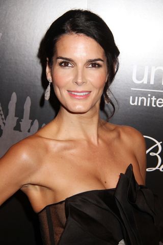 Angie Harmon at the 9th Annual UNICEF Snowflake Ball
