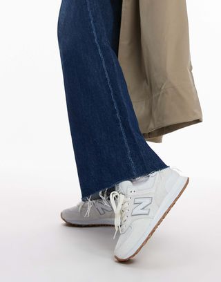 New Balance 574 Trainers in White With Gum Sole