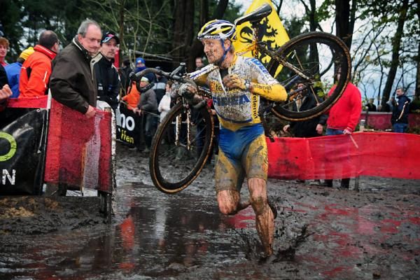 Bart Wellens (Telenet - Fidea) would finish the day in 4th place.