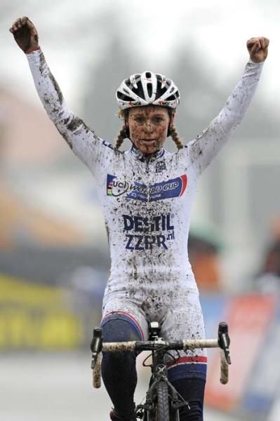 Daphny Van den Brand secured the World Cup overall with third place in Hoogerheide.