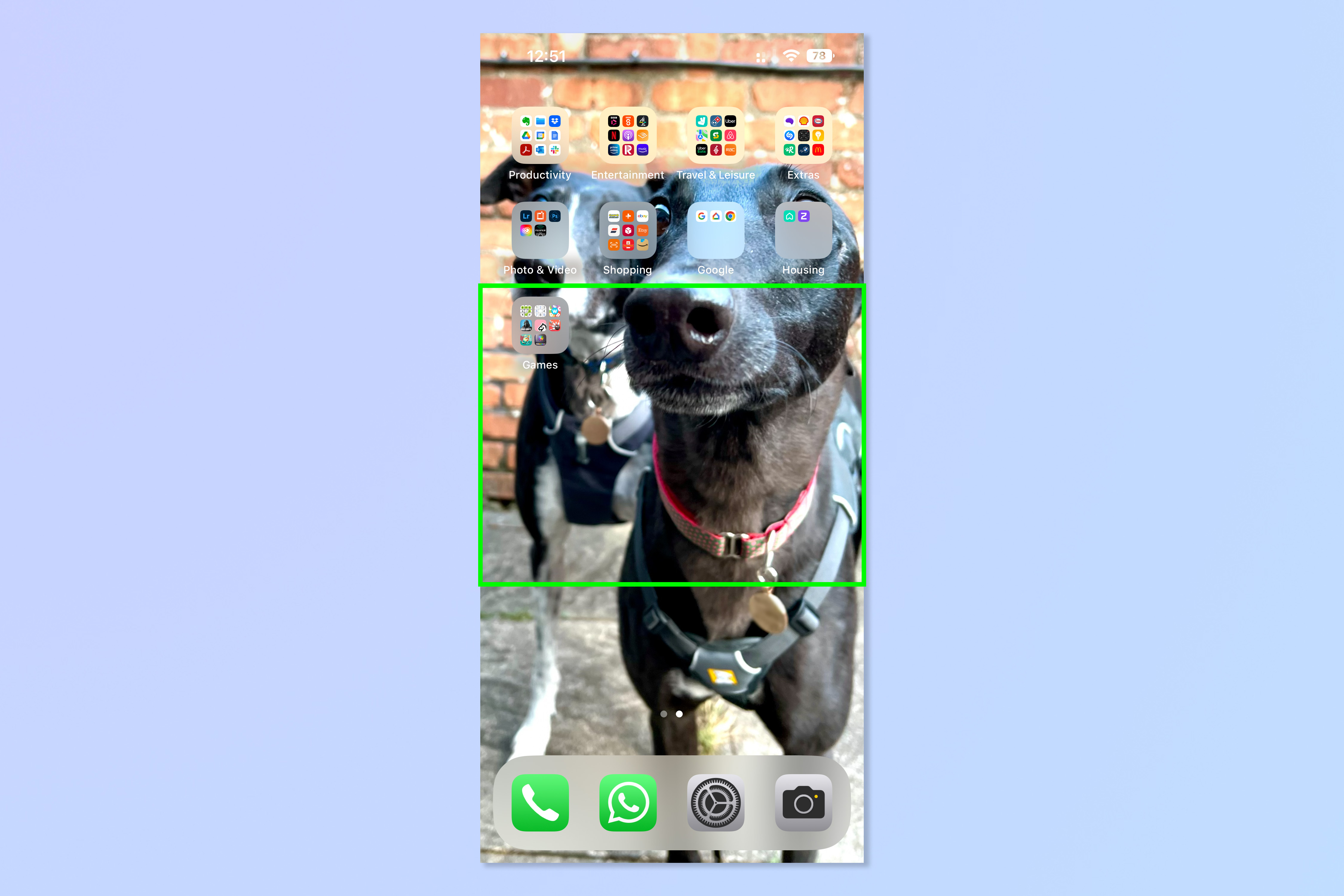 Снимок экрана, показывающий шаги, необходимые для автоматического скрытия новых приложений на iPhone.