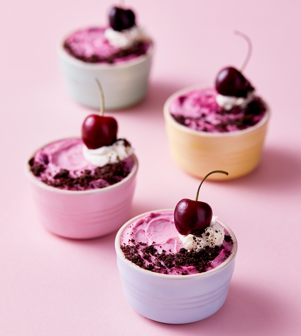 le creuset stoneware glacé mini ramekins