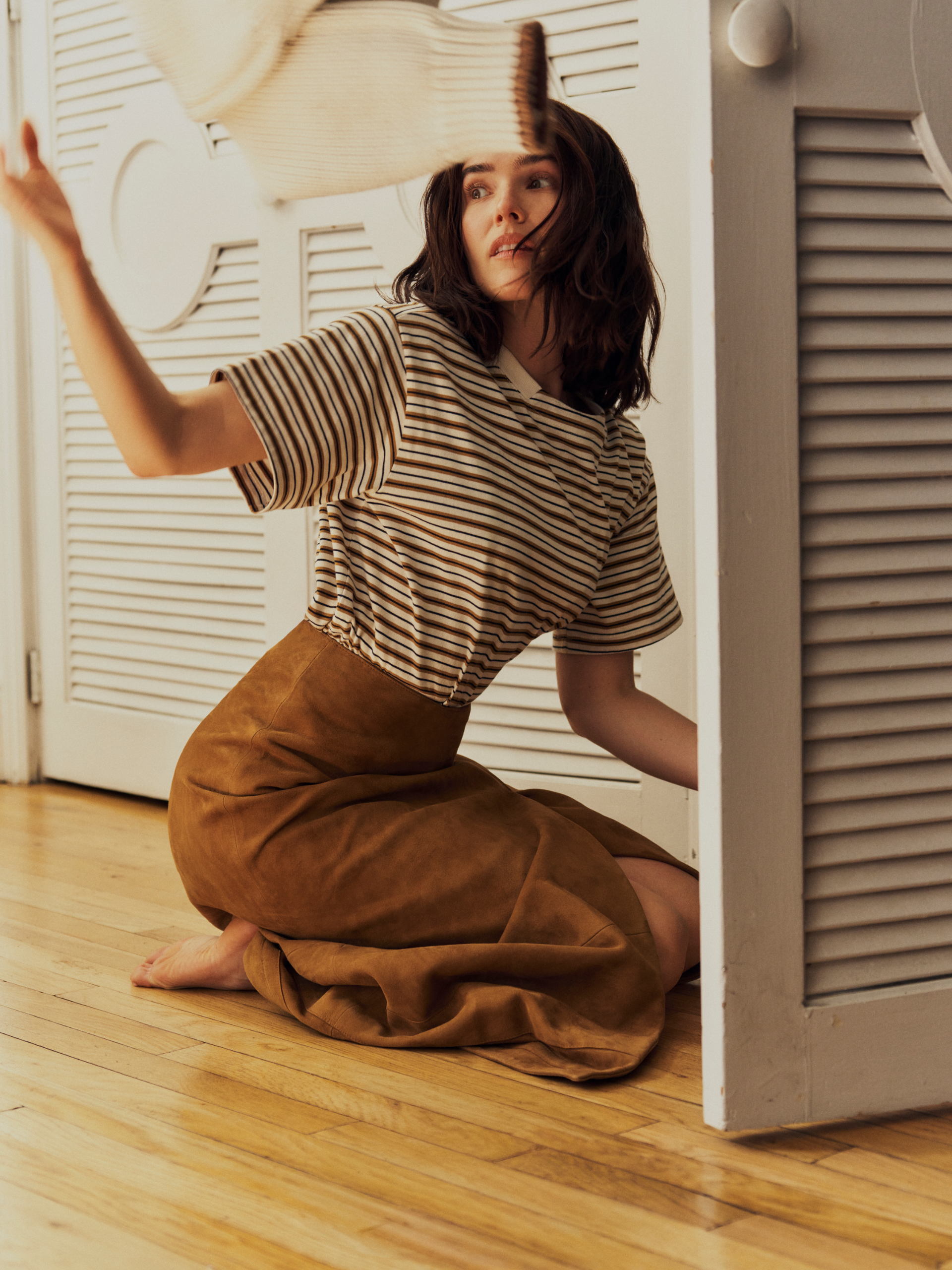 Zoey Deutch is the campaign star for the fashion collaboration between Banana Republic and La Ligne