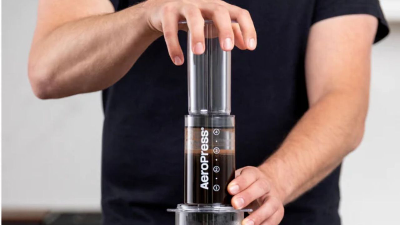 How to use an AeroPress