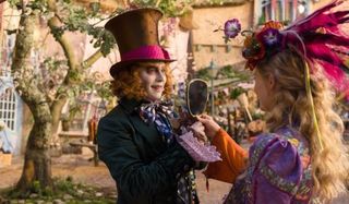 Alice Through the Looking Glass Johnny Depp hat