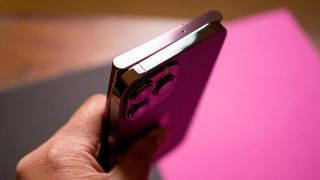 Samsung Galaxy S22 Ultra vs. iPhone 13 Pro Max