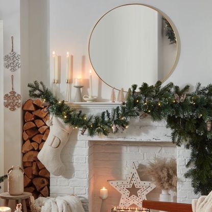 Small living room Christmas decorating ideas for a cosy look | Ideal Home