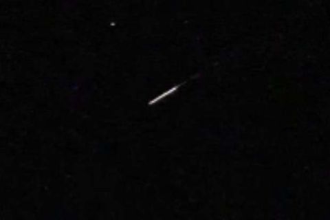 Watch Early Orionid Meteors Light Up The Sky (Video) | Space