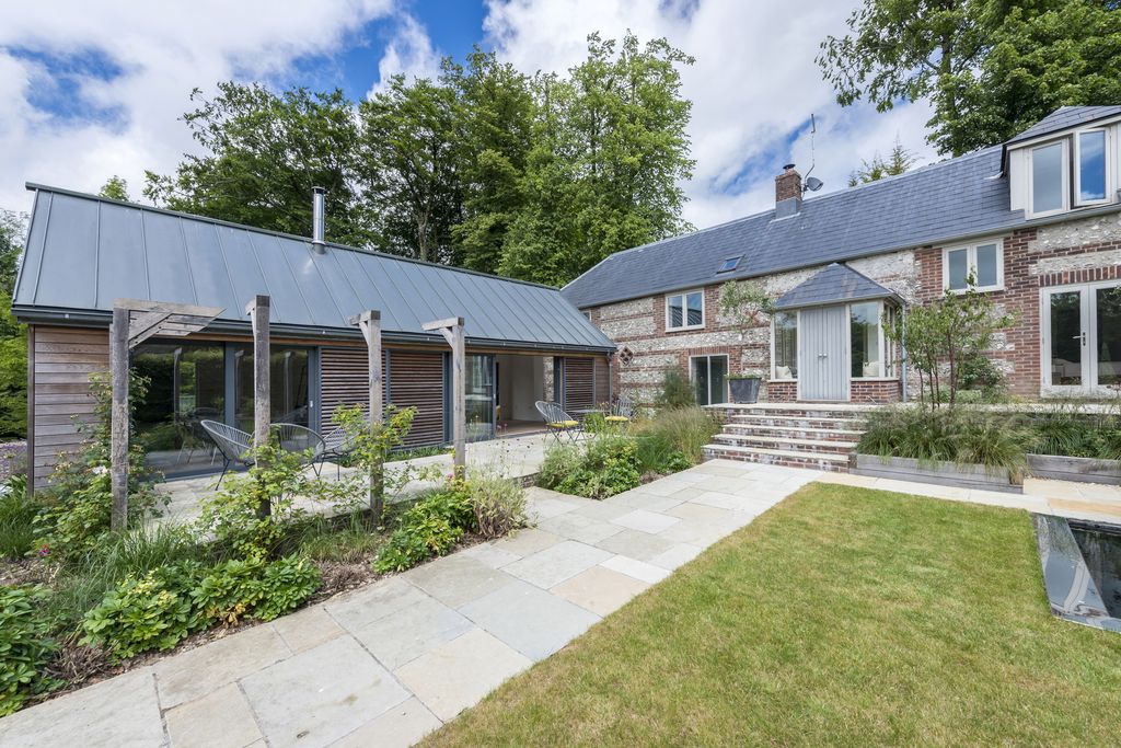 Timber Frame Extension Ideas: 10 Innovative Ways to Add More Space ...