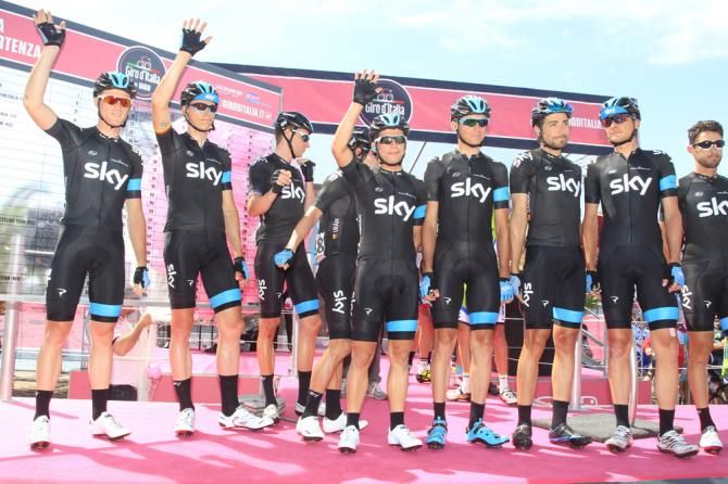 Team Sky wave to the crowd