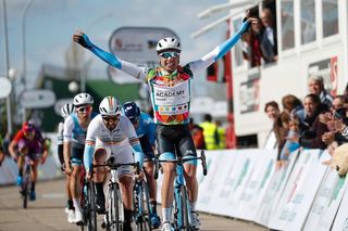 Davide Cimolai (Israel Cycling Academy) beats Eduard Michael Grosu (Delko Marseille) to win stage to in Vuelta a Castillo y Leon
