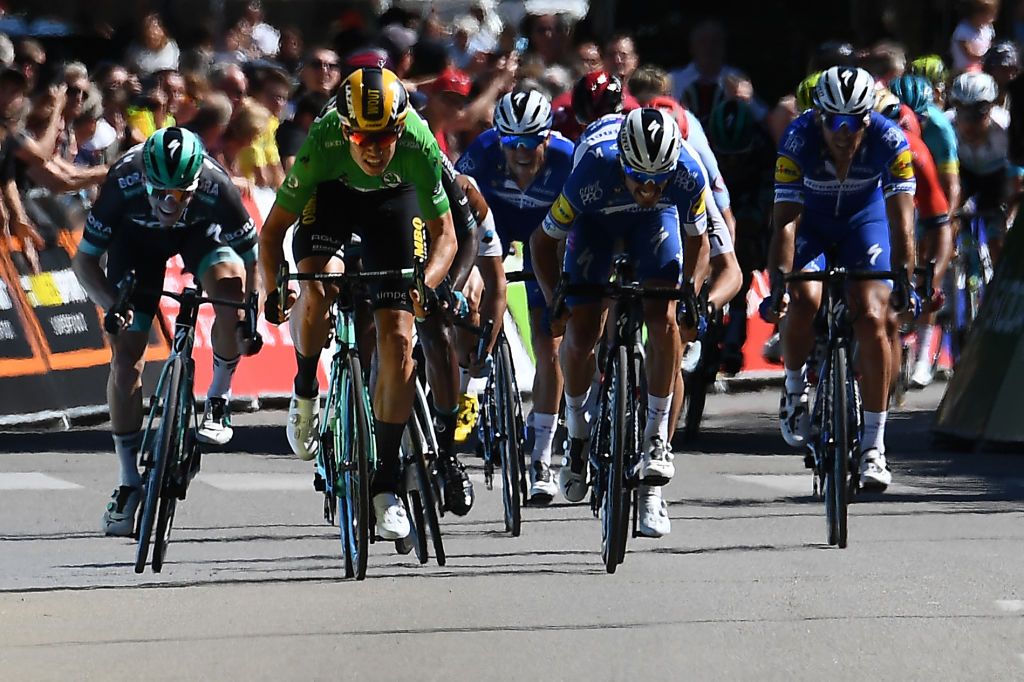 Wout van Aert powers to the sprint victory