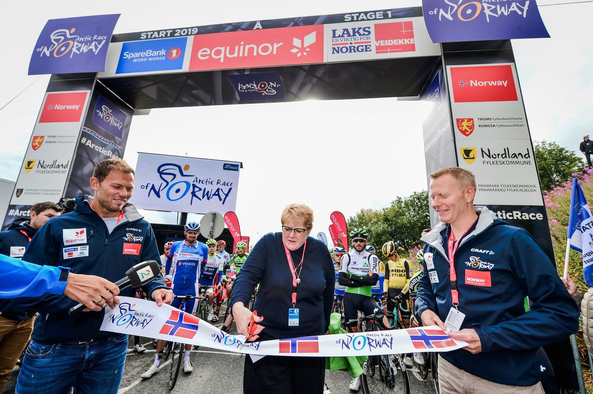 Ribbon cutting for the Arctic Race of Norway