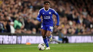 Abdul Fatawu on the ball for Leicester City